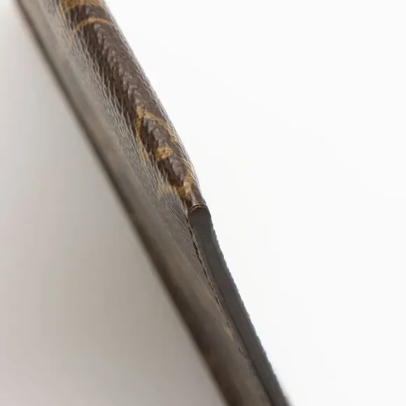 Louis Vuitton Calfskin Low Key MM Pochette - Picture 8 of 12